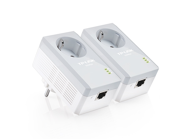 AV600 Комплект адаптеров Powerline со встроенной розеткой
КОМПЛЕКТ: TL-PA4010P (2 шт.)
СКОРОСТЬ: Powerline до 600 Мбит/с
ХАРАКТЕРИСТИКИ: процессор Qualcomm, 1 порт 10/100 Мбит/с, встроенная розетка, подключение к настенной розетке, HomePlug AV2
ОСОБЕННОСТ