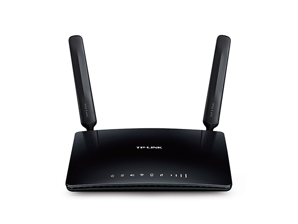 AC750 Двухдиапазонный Wi-Fi роутер со встроенным модемом 4G LTE до 150 Мбит/с
СКОРОСТЬ: до 300 Мбит/с на 2,4 ГГц + до 433 Мбит/с на 5 ГГц, 4G Cat4 до 150/50 Мбит/с
ХАРАКТЕРИСТИКИ: 2 антенны, 3 порта LAN 100 Мбит/с, 1 порт WAN/LAN 100 Мбит/с, LTE-FDD/LTE-T